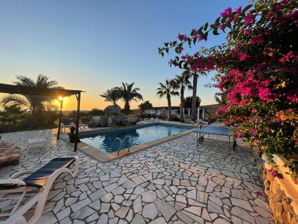 Bluemar Guest House Almeria Bagian luar foto