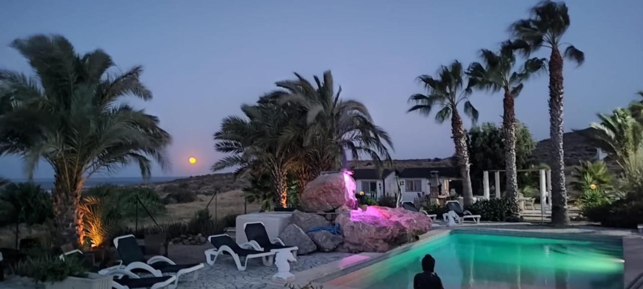 Bluemar Guest House Almeria Bagian luar foto